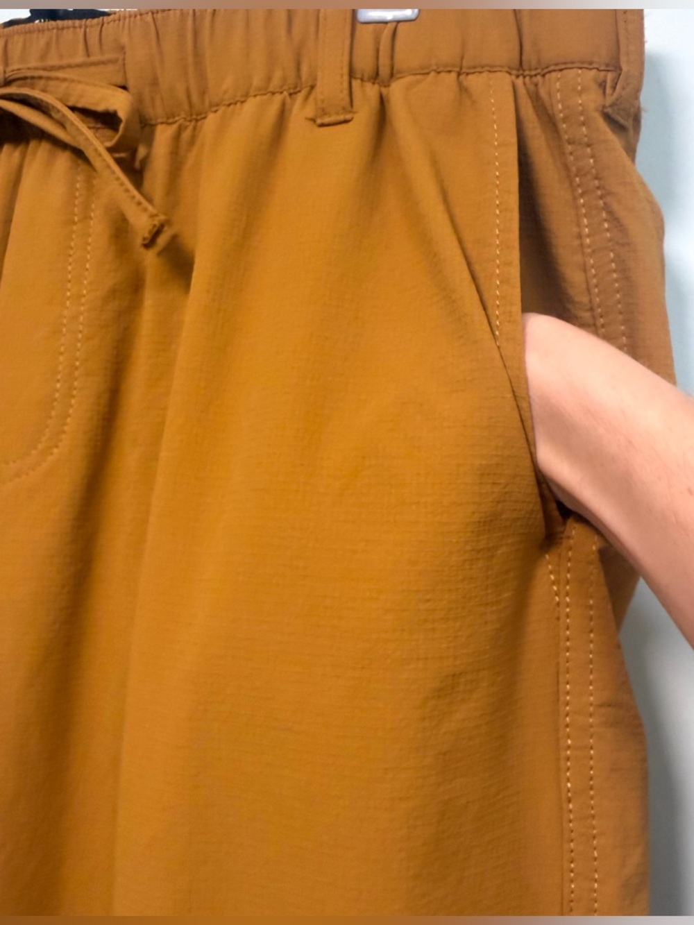 Coalatree Trailhead adventure pants in sand color, size Large - Picture 5 of 11